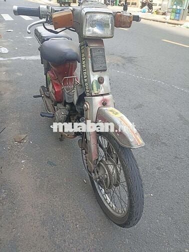 Honda Cub 90 có đề máy êm mạnh còn tin là còn xe