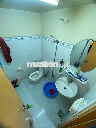 Cho thuê phòng trọ có máy lạnh, điện nước giá nhà nước
