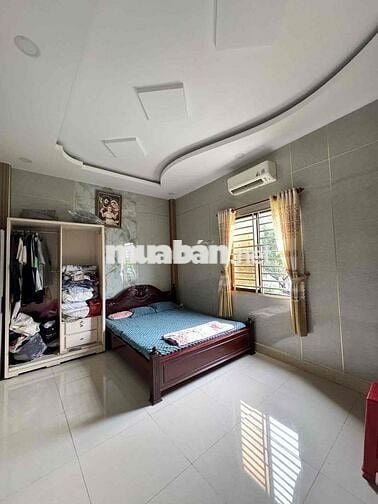 Nhà đẹp giá rẻ 3 tầng BTCT Linh Xuân vào ở liền tay chỉ 4.9 Tỷ