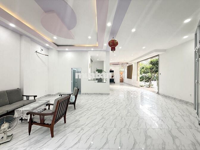 CHO THUÊ NHÀ LÔ GÓC ÔM 2 MẶT TIỀN GIÁ 25 TRIỆU KHU ĐÔ THỊ HÀ QUANG 1
