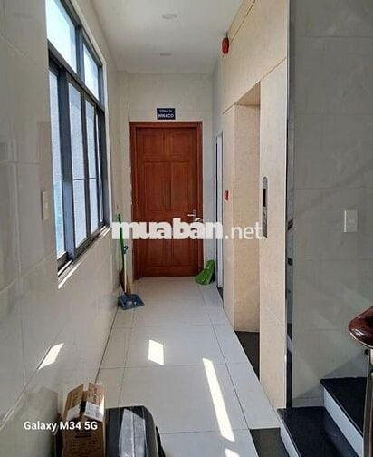 CHO THUÊ NHÀ MT ĐƯỜNG TÂN HƯƠNG _ 4,5X20M _ TRỆT 3 LẦU CÓ THANG MÁY