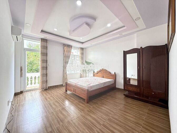 CHO THUÊ NHÀ LÔ GÓC ÔM 2 MẶT TIỀN GIÁ 25 TRIỆU KHU ĐÔ THỊ HÀ QUANG 1