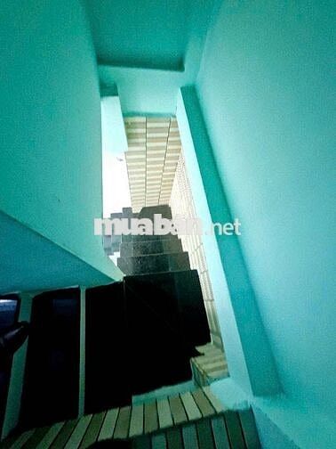CHỈ HƠN 1 TỶ - BÁN NHÀ CĂN GÓC 2 TẦNG KINH DOANH SẦM UẤT-QUẬN 7 - SHR