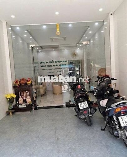 CHO THUÊ NHÀ MT ĐƯỜNG TÂN HƯƠNG _ 4,5X20M _ TRỆT 3 LẦU CÓ THANG MÁY