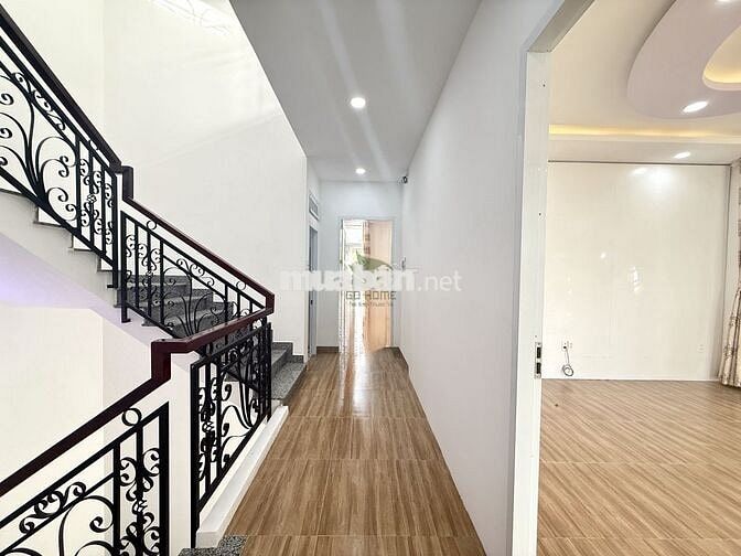 CHO THUÊ NHÀ LÔ GÓC ÔM 2 MẶT TIỀN GIÁ 25 TRIỆU KHU ĐÔ THỊ HÀ QUANG 1