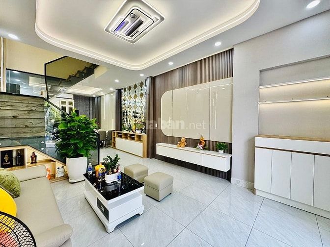 Ngộp bank bán  nhà đang cho thuê Nghĩa Phát,p6, Tân Bình. Chỉ 3,3tỷ.