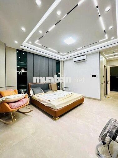 SIÊU HOT! NHÀ MỚI XÂY- 158b Hoàng Hoa Thám, P13, TB- 2 lầu, 4pn, st