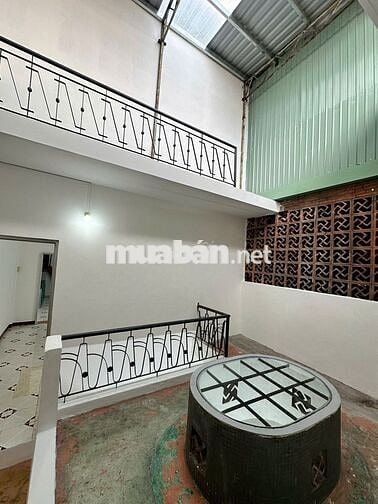 🏡 Nhà đẹp 4x40m, 5P, trệt lầu trung tâm MT Lê Văn Sỹ, Phú Nhuận