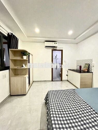 STUDIO CỬA SỔ TRỜI NGAY CỔNG ĐẠI HỌC VĂN LANG CƠ SỞ 3