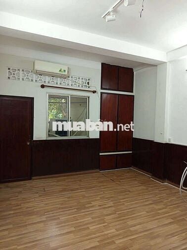 ♥️ Nhà Mặt Tiền Kinh Doanh Lạc Long Quân DT:4x16m,3 lầu, 4PN 3WC