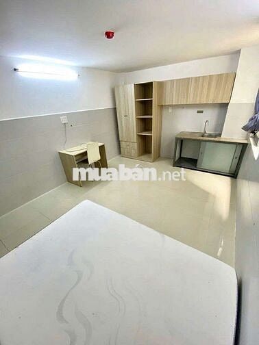 STUDIO CỬA SỔ TRỜI NGAY CỔNG ĐẠI HỌC VĂN LANG CƠ SỞ 3