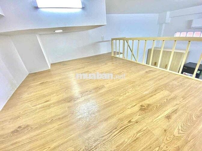 Cho Thuê Căn Hộ Duplex Đi Bộ Qua Văn Lang