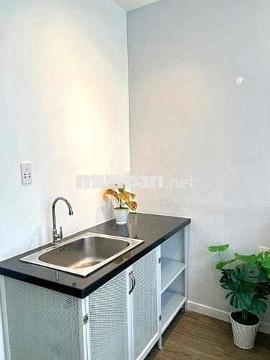 cho thuê phòng trọ Quận 1 đường Hai Bà Trưng gần CV Lê Văn Tám