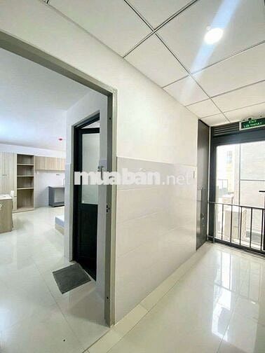 STUDIO CỬA SỔ TRỜI NGAY CỔNG ĐẠI HỌC VĂN LANG CƠ SỞ 3