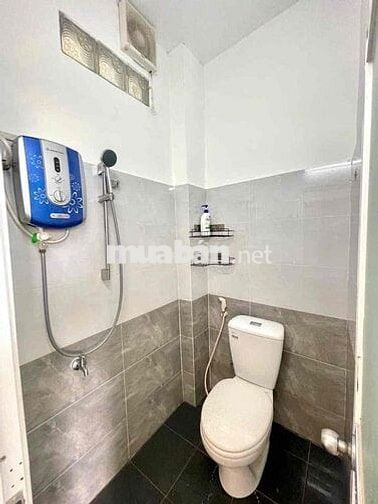 cho thuê phòng trọ Quận 1 đường Hai Bà Trưng gần CV Lê Văn Tám