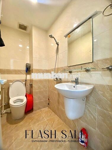 STUDIO CỬA SỔ TRỜI NGAY CỔNG ĐẠI HỌC VĂN LANG CƠ SỞ 3