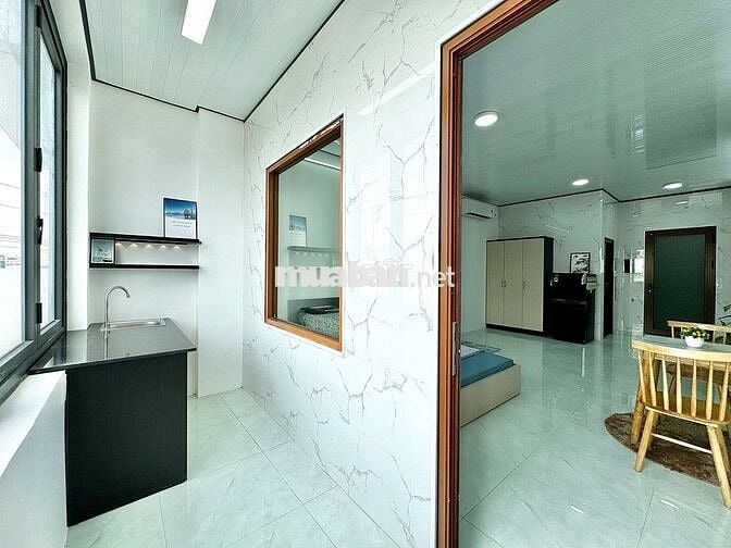 CHDV 1PN tách bếp - Bancol thoáng mát 40m,full nội thất,giờ giấc tự do