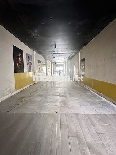 Mặt Bằng Trệt Trống Suốt đường Trần Ngọc Quế 15 triệu