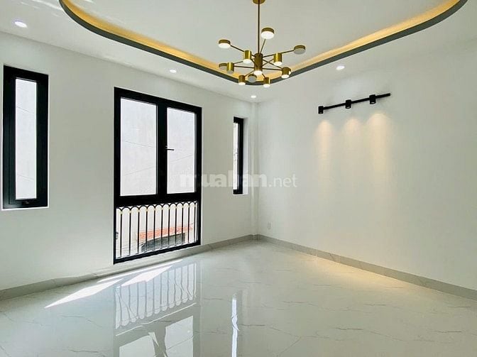 ⭐️Nhà 3 Lầu DT:4,3x13 tuyệt đẹp Cao cấp hẻm xe hơi 5m Nguyễn Văn Nghi 