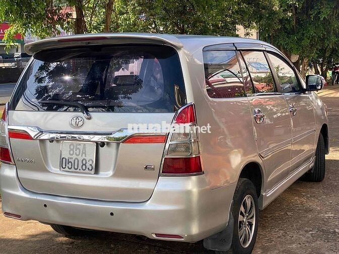 Toyota Innova 2012 mt