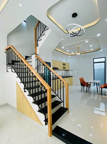 ⭐️Nhà 3 Lầu DT:4,3x13 tuyệt đẹp Cao cấp hẻm xe hơi 5m Nguyễn Văn Nghi 