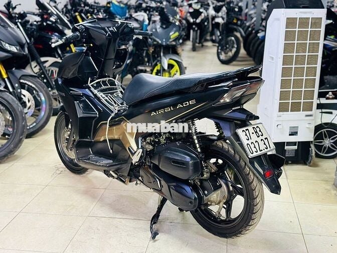 XE MÁY THỊNH PHÁT - HONDA AIR BLADE 125 ĐEN NHÁM