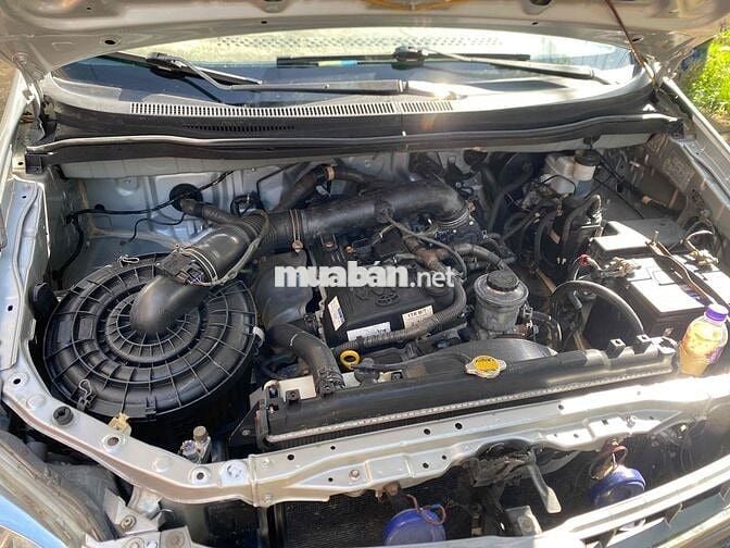 Toyota Innova 2012 mt