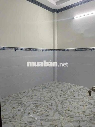 Bán gấp căn nhà Quận 8 sau lưng chợ Bình Điền