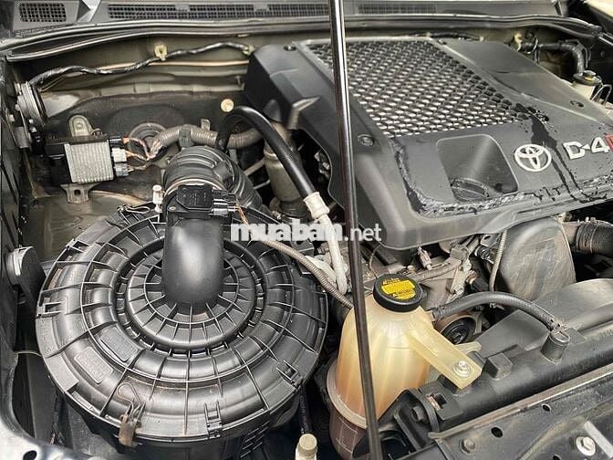 Toyota Fortuner 2013 2.5G sàn dầu