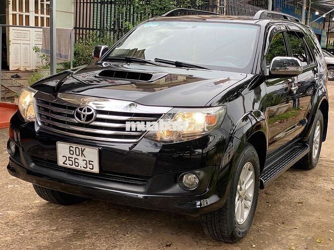 Toyota Fortuner 2013 2.5G sàn dầu