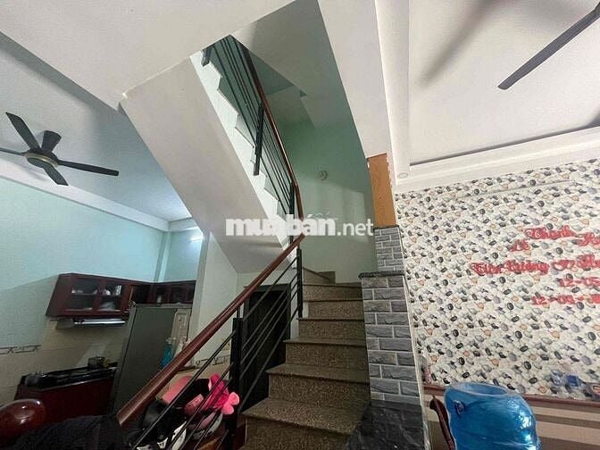 Bán nhà tại Hẽm Đường Nguyễn Triệu Luật - Bình Tân