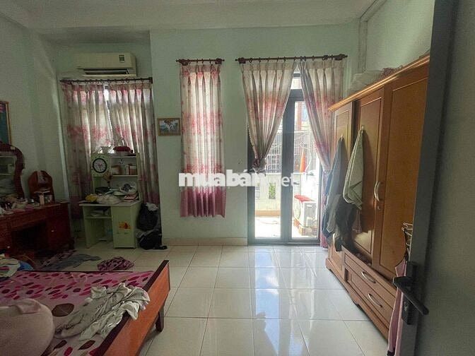 Bán nhà tại Hẽm Đường Nguyễn Triệu Luật - Bình Tân