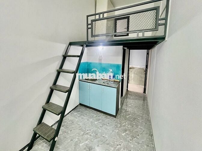 Phòng trọ đi bộ qua. ĐH Văn Lang ngay công viên Bến Hải