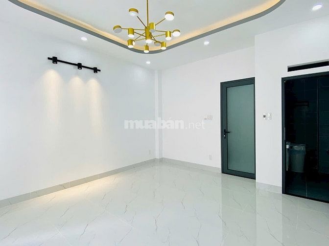 ⭐️Nhà 3 Lầu DT:4,3x13 tuyệt đẹp Cao cấp hẻm xe hơi 5m Nguyễn Văn Nghi 