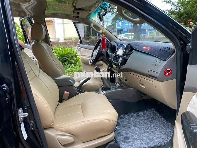 Toyota Fortuner 2013 2.5G sàn dầu