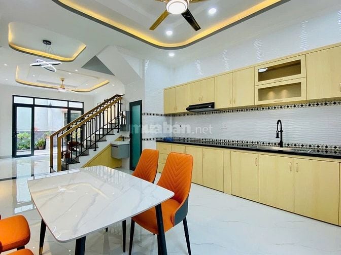 ⭐️Nhà 3 Lầu DT:4,3x13 tuyệt đẹp Cao cấp hẻm xe hơi 5m Nguyễn Văn Nghi 