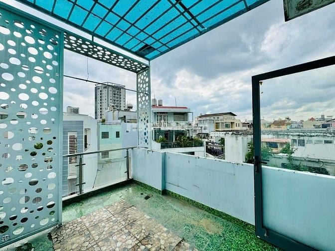 ⭐️Nhà 4 Lầu Cao cấp hẻm 1 trục cách Mặt tiền Nguyễn Văn Đậu 30m, P6, Q