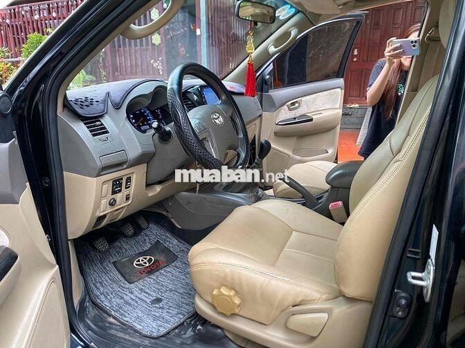 Toyota Fortuner 2013 2.5G sàn dầu