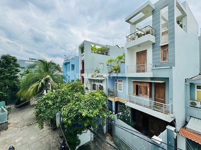 ⭐️Nhà 4 Lầu Cao cấp hẻm 1 trục cách Mặt tiền Nguyễn Văn Đậu 30m, P6, Q