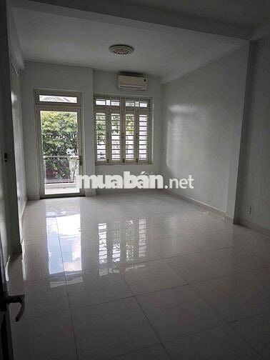 Nhà Thuê Mặt Tiền Đường Nội Bộ Bình Phú P10 Q6