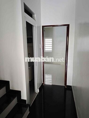 Nhà Thuê Mặt Tiền Đường Nội Bộ Bình Phú P10 Q6