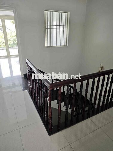 Nhà Thuê Mặt Tiền Đường Nội Bộ Bình Phú P10 Q6