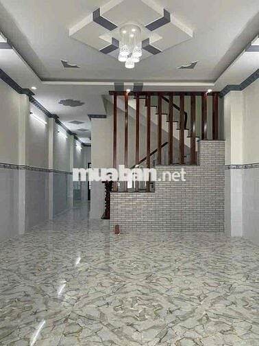 Bán gấp căn nhà Quận 8 sau lưng chợ Bình Điền