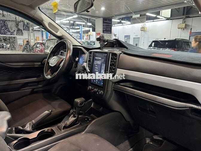 Ford Ranger 2024 XLS 2.0 4X2 AT - 10000 km