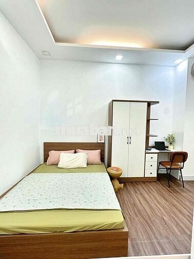 2 Phòng Ngủ 65m2, ban công, cửa sổ, Nguyễn Gia Trí, gần Hutech, UEF