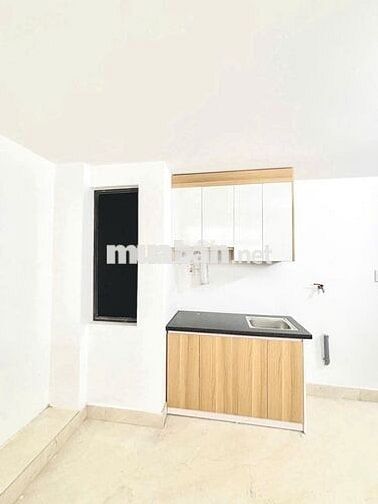 Còn 2 phòng 30m CCMN 3 người ở, cửa sổ to, bếp riêng tại Tô Vĩnh Diện