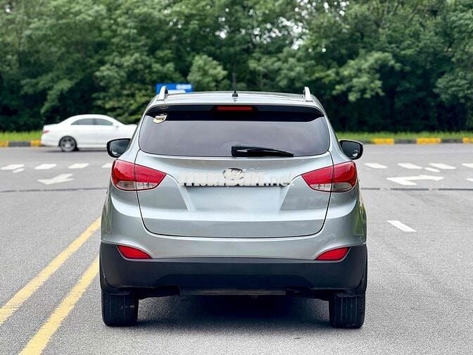 Hyundai Tucson  2.0 AT 4WD 2011