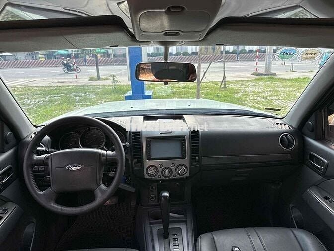 Ford Everest 2015 số tự động máy dầu cao cấp