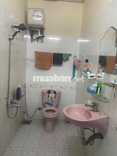 Cho thuề nhà kiệt Ông Ích Khiêm sạch sẽ,rộng rãi gầ Nguyễn Văn Linh