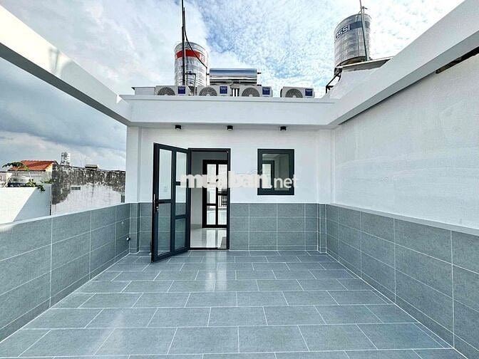 Bán Nhà Hẻm Xe Hơi - Sát Uỷ Ban Phường Hạnh Thông